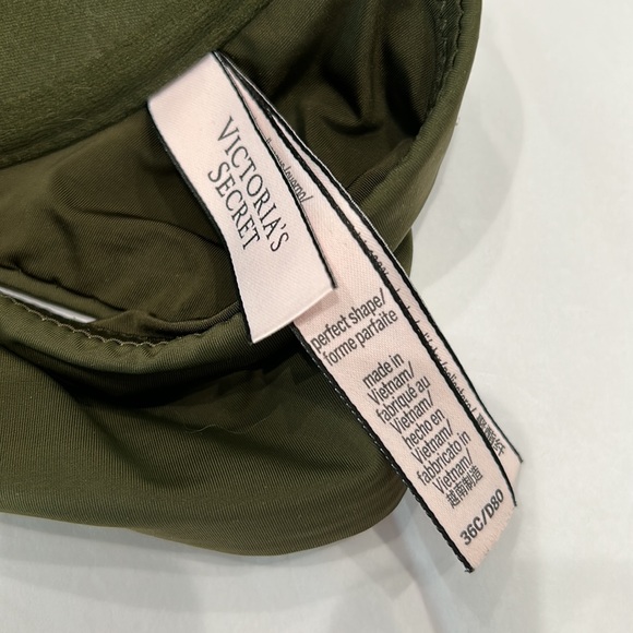 Perfect shape racerback Victoria’s Secret - Picture 3 of 7